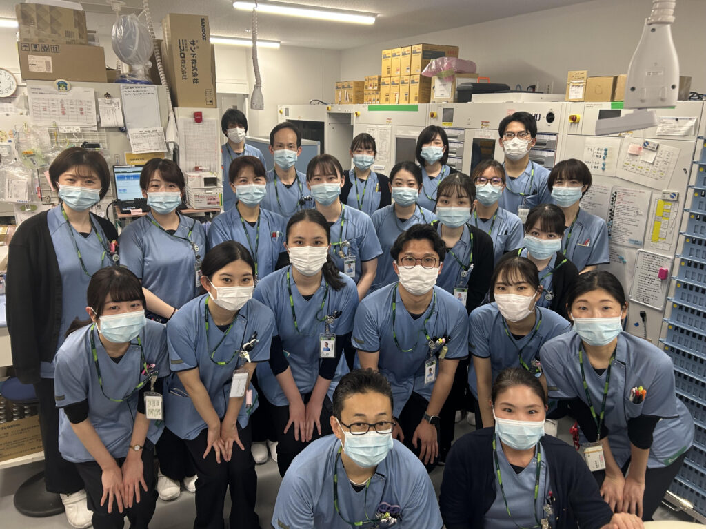 牧田総合病院薬剤部集合写真